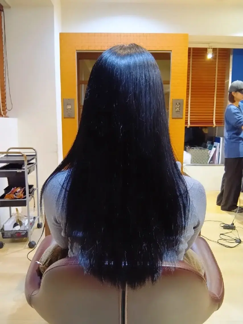 カラー ロング 顔まわりレイヤー 顔周りカット レイヤーカット 似合わせカット シースルーバング カット ヘアカラー トリートメント 小林暢🌟Orque 髪質改善サロン🌙のヘアスタイル