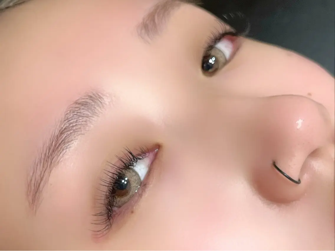 フラットラッシュ120本4640円🤍補足説明にオトクなお話が!🤭💕Wフラット、LED変更も◎の写真