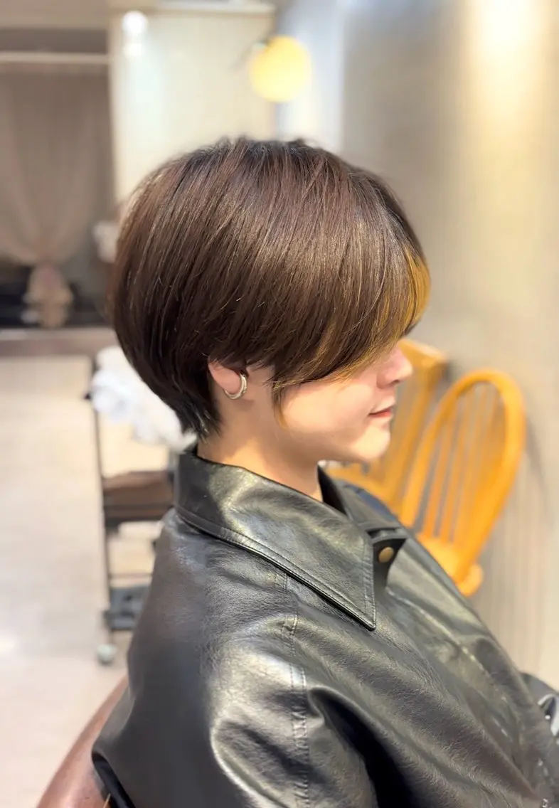 ショート ショートヘア カット ヘアカラー 野口 咲愛のヘアスタイル