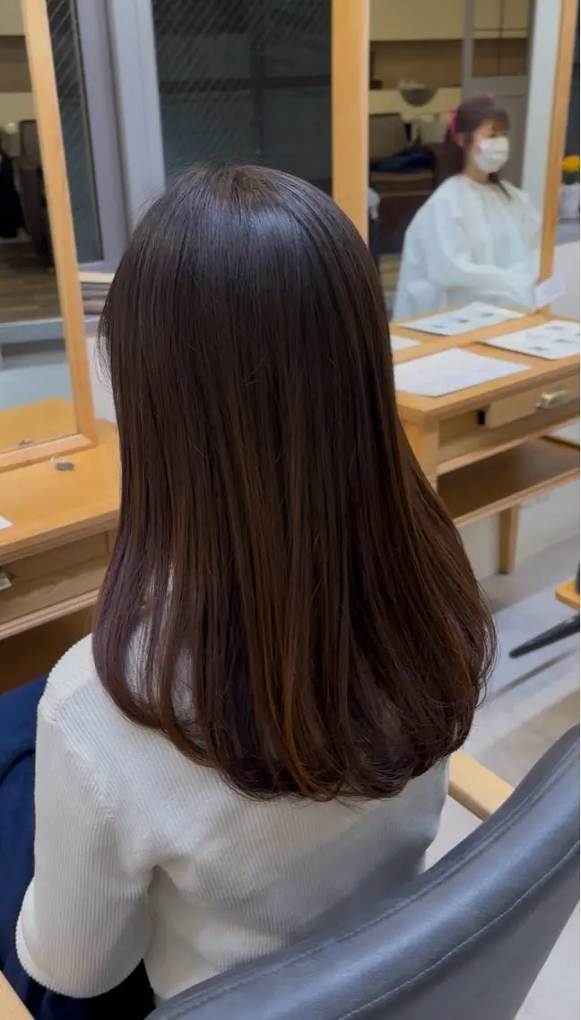 セミロング 🫧🐰東 苺花🍓【西明石】のヘアスタイル