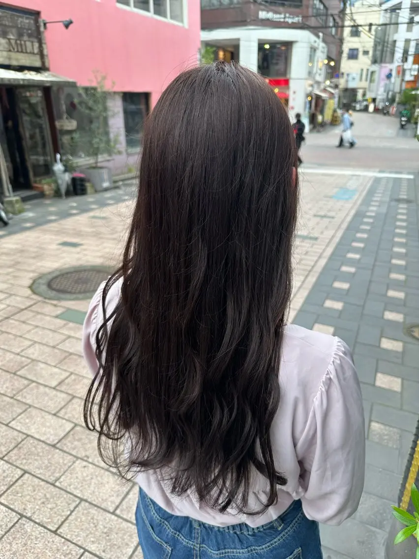 セミロング カラー ラベンダーカラー ピンクカラー おん眉美容師eMu✄ yuka‪🤍のヘアスタイル