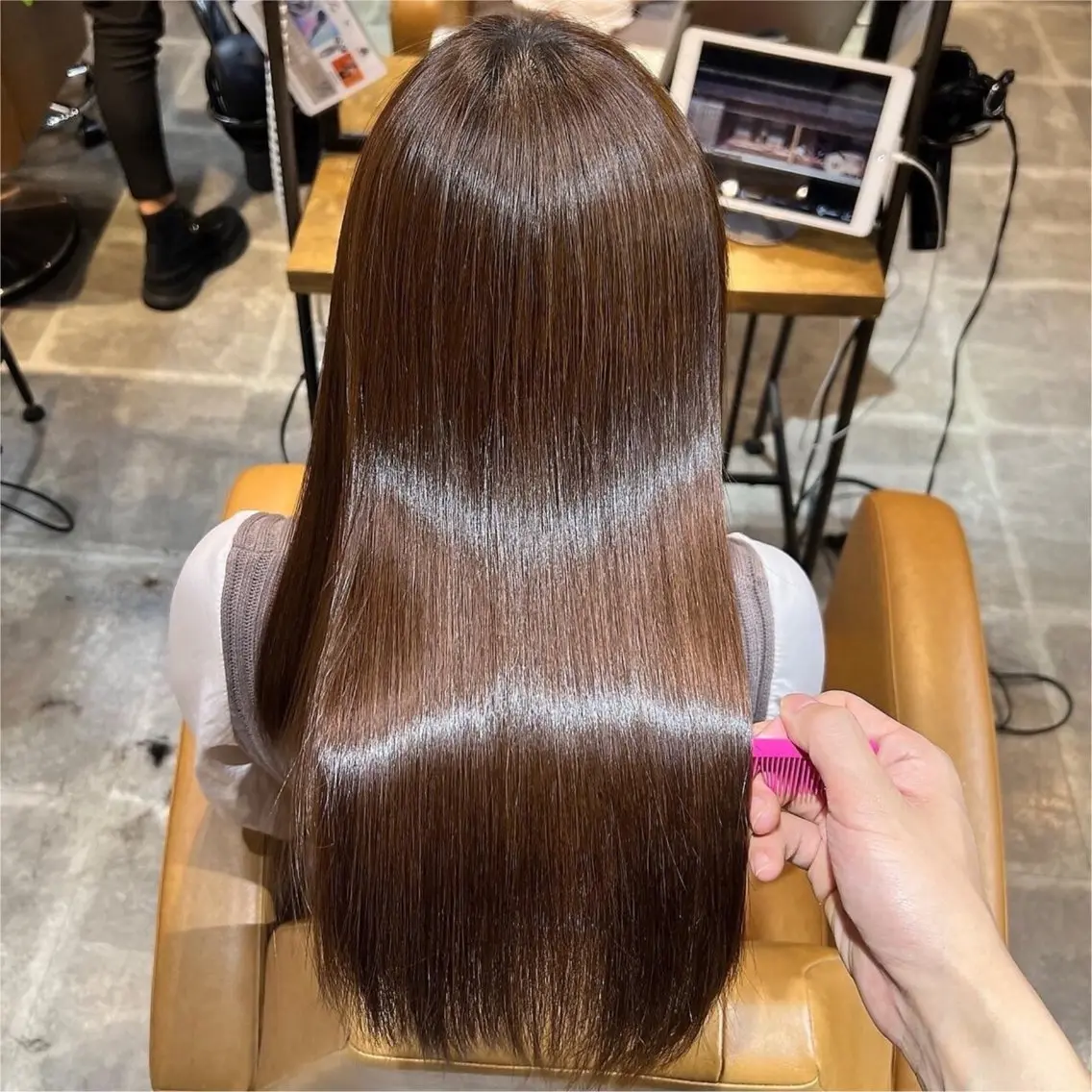 ミディアム カラー カット 縮毛矯正 トリートメント 赤み消し/髪質改善 /レイヤー/山口のヘアスタイル