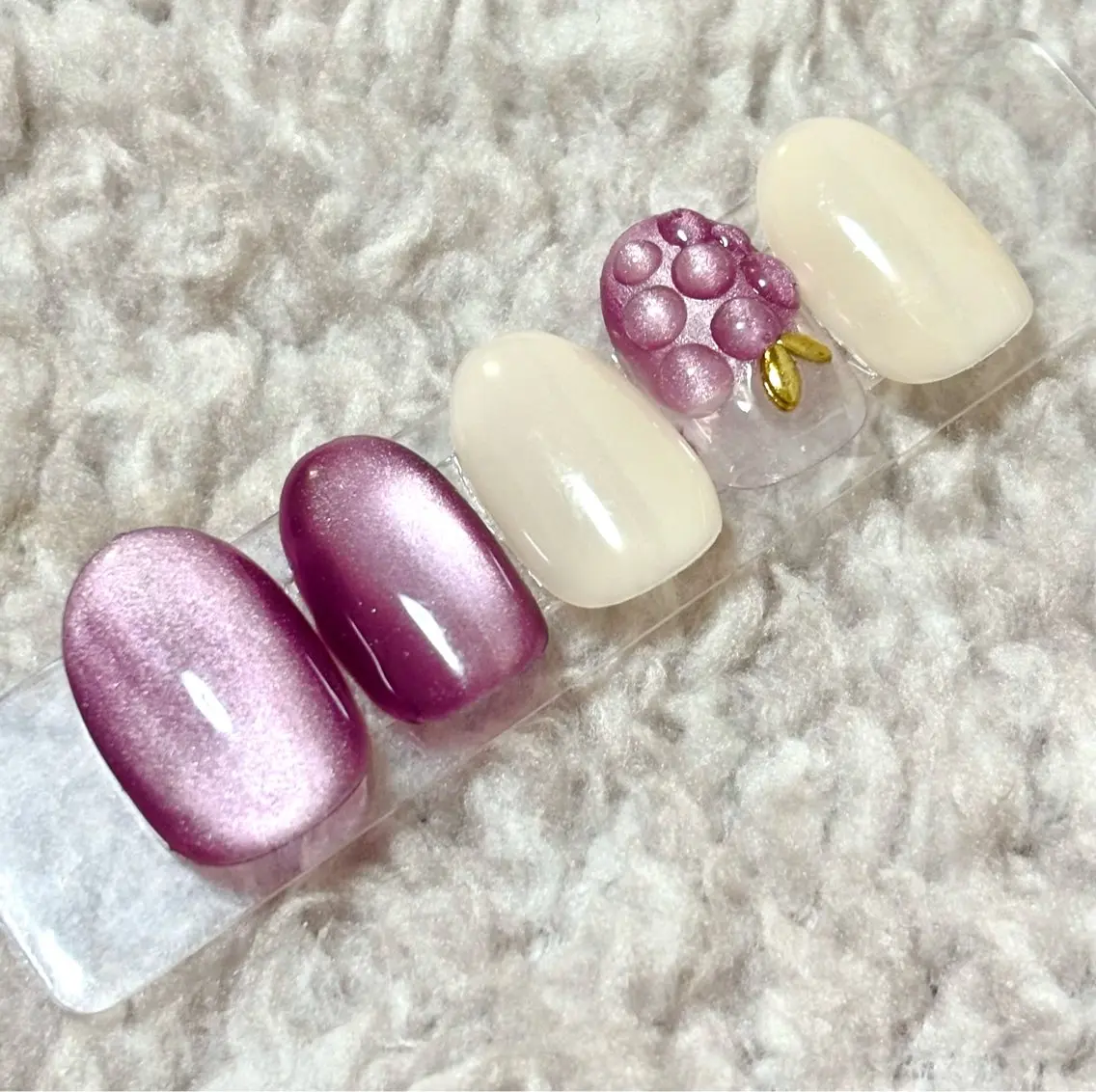 ジェルオフ無料⭐︎ぶどうネイル🍇の写真