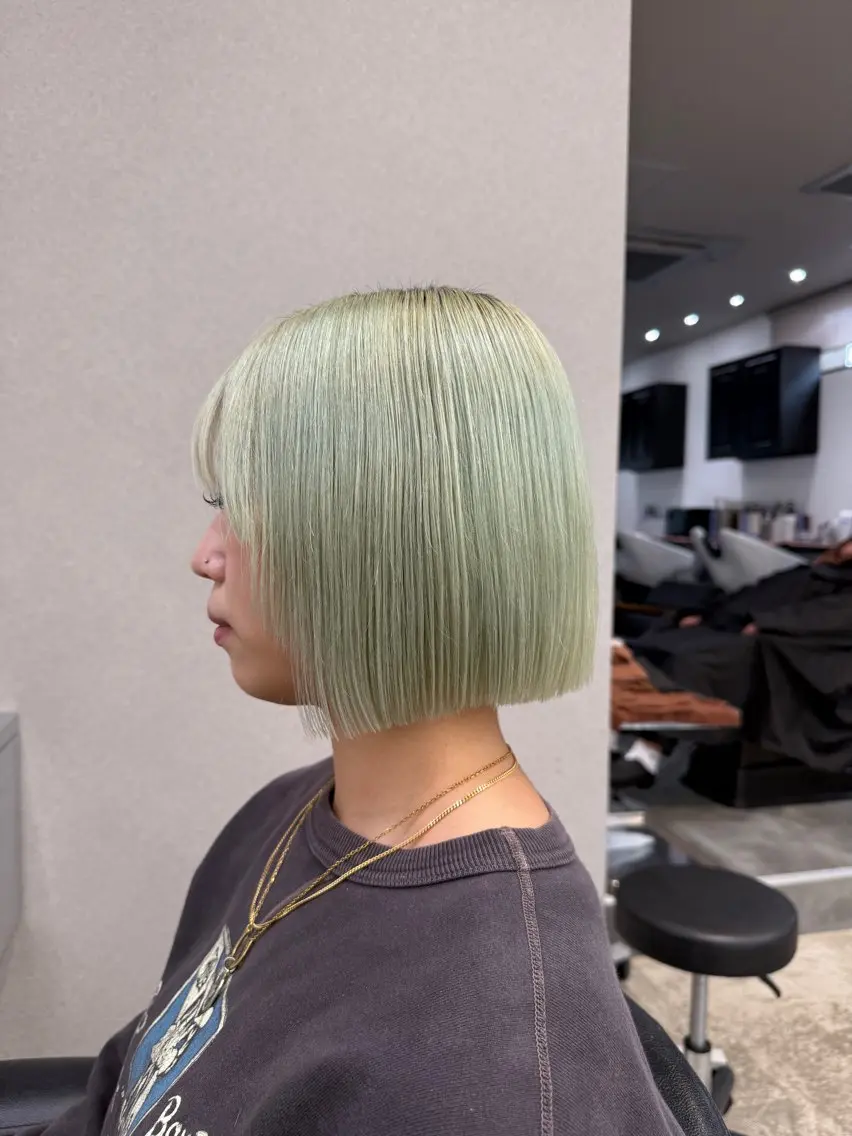 ショート 切りっぱなしボブ ボブ カット ハイトーン/ Runa⟡.·のヘアスタイル