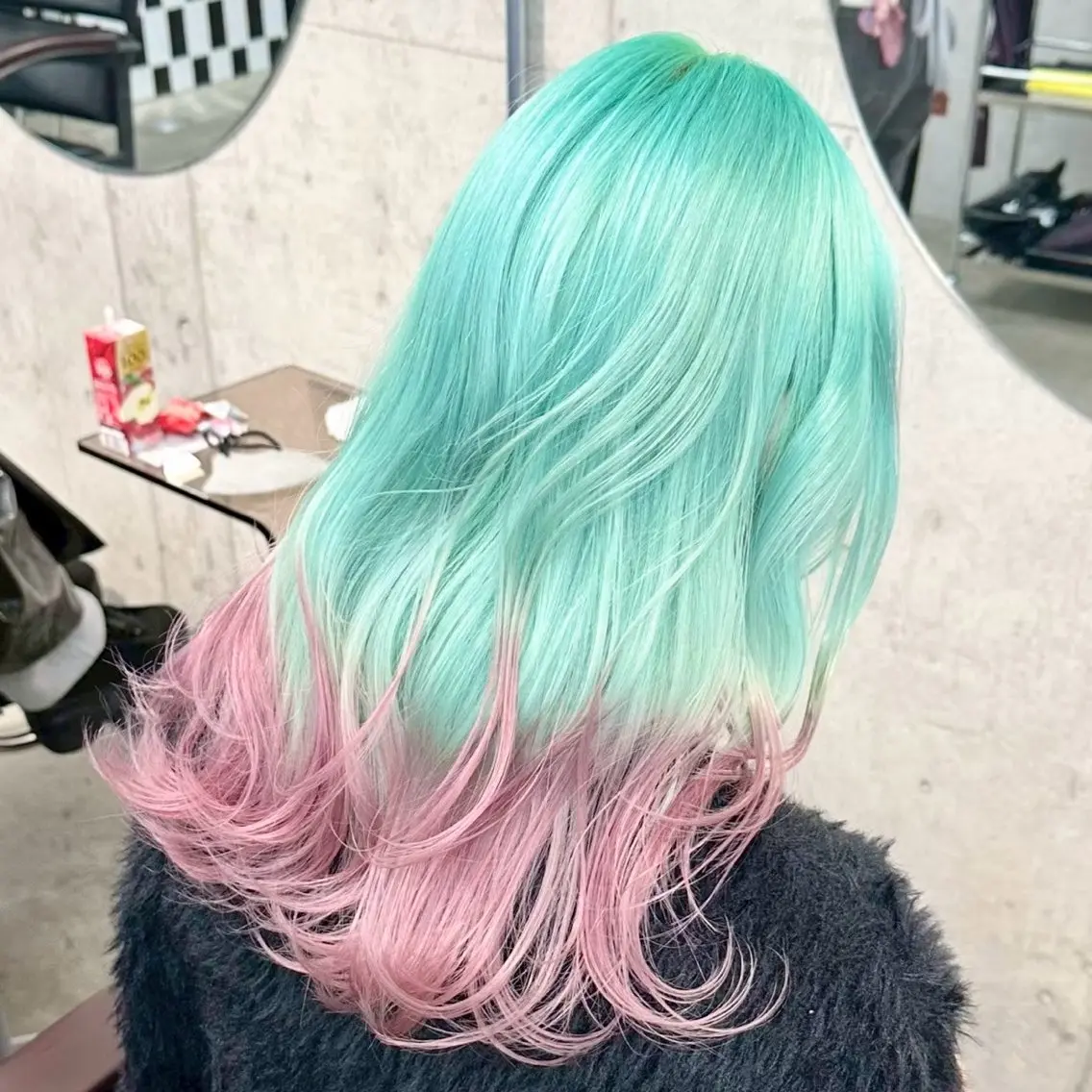 ロング カラー ヘアアレンジ ブリーチ ヘアカラー トリートメント ✨ブリーチカラー× 艶髪SUZU🛼🫧のヘアスタイル