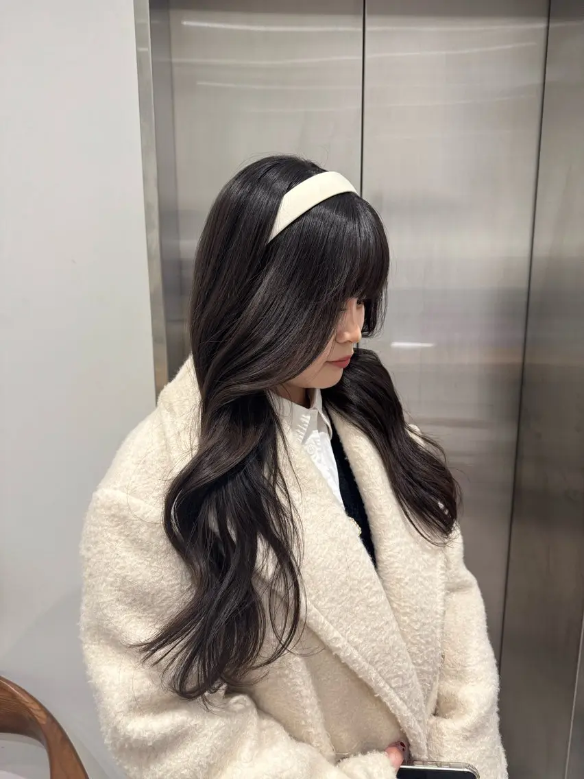 ロング カット ヘアカラー トリートメント 魅力引き出しヘア🐾 るくものヘアスタイル