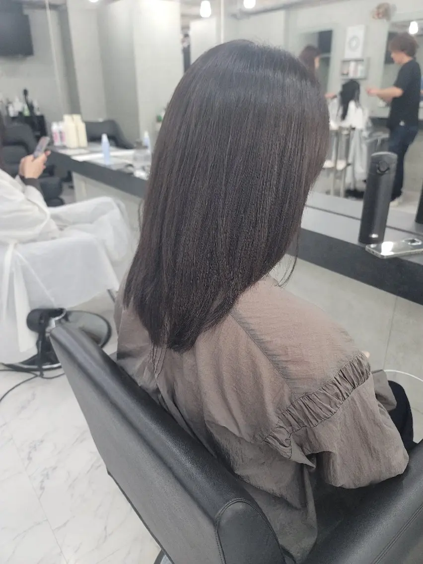 カラー ロング ❇️安達 優心❇️ レイヤー/艶髪特化のヘアスタイル