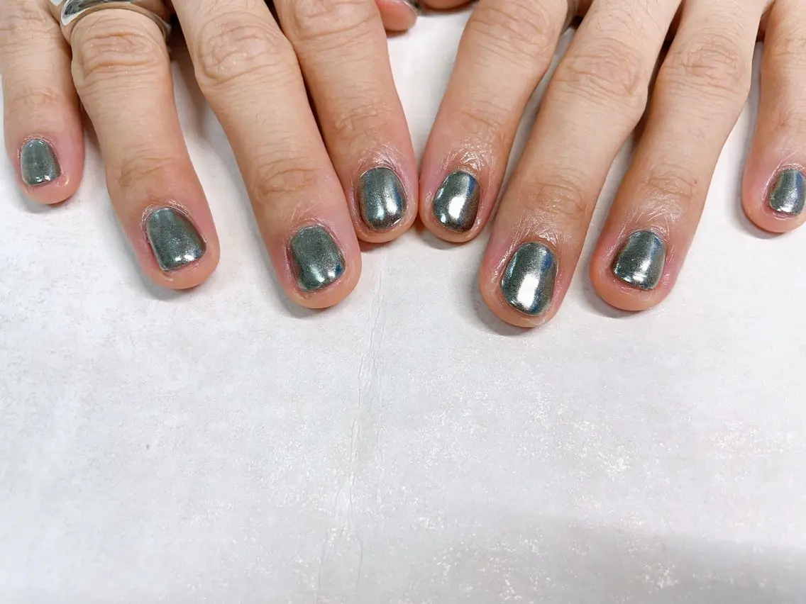 ネイル オーロラネイル フラワーネイル フットネイル フレンチネイル ジェルネイル ハンドネイル mogunail &blowのネイルデザイン