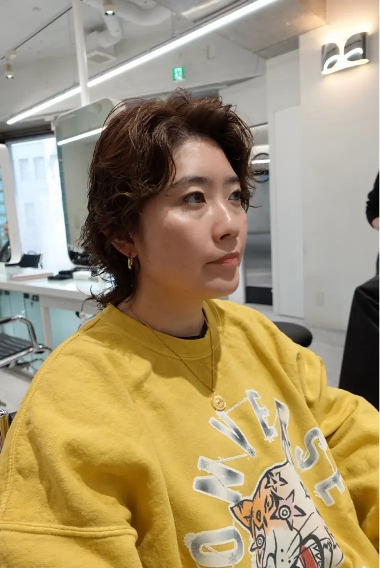 ミディアム カラー パーマ ヘアアレンジ ミディアムパーマ ウルフカット ニュアンスパーマ カット ヘアカラー パーマ 🌐サトウ リョウ🌐のその他イメージ