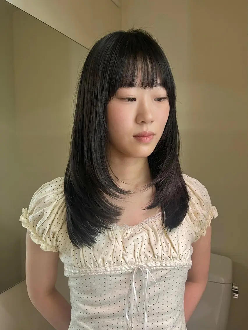セミロング JUURI- Shionのヘアスタイル