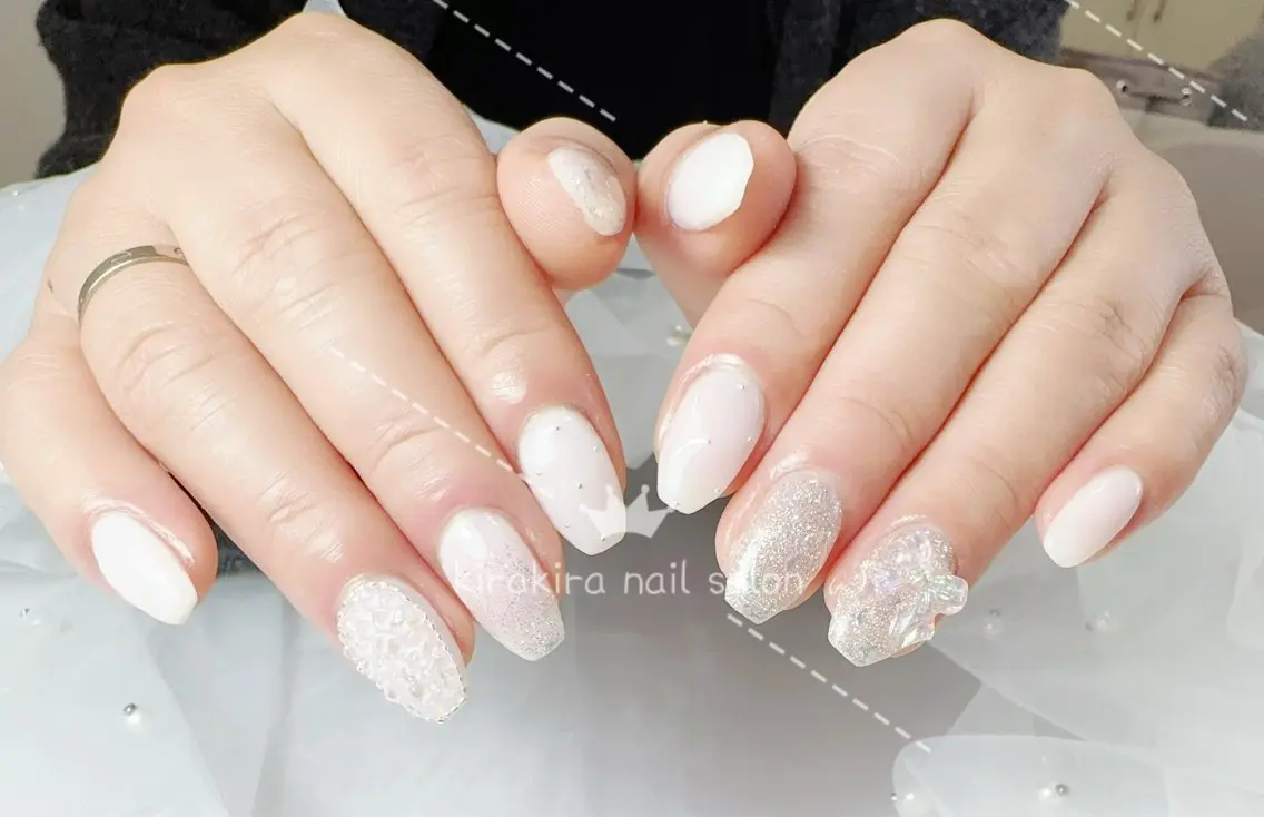 ネイル ホワイト Kirakira Nail salonのネイルデザイン