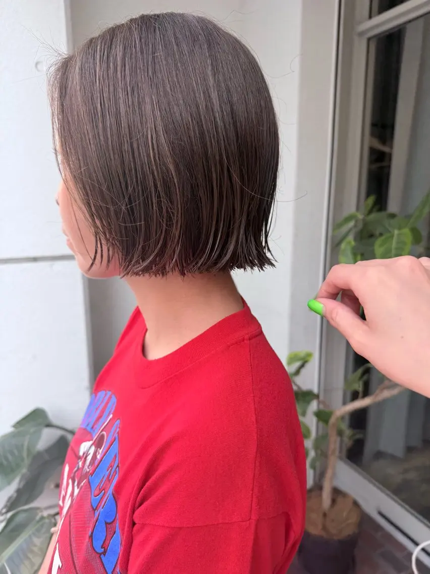 カラー ブリーチ 透明感カラー イルミナカラー ブリーチなしカラー カット ヘアカラー トリートメント 透明感カラー/パーマ /muku サリのヘアスタイル
