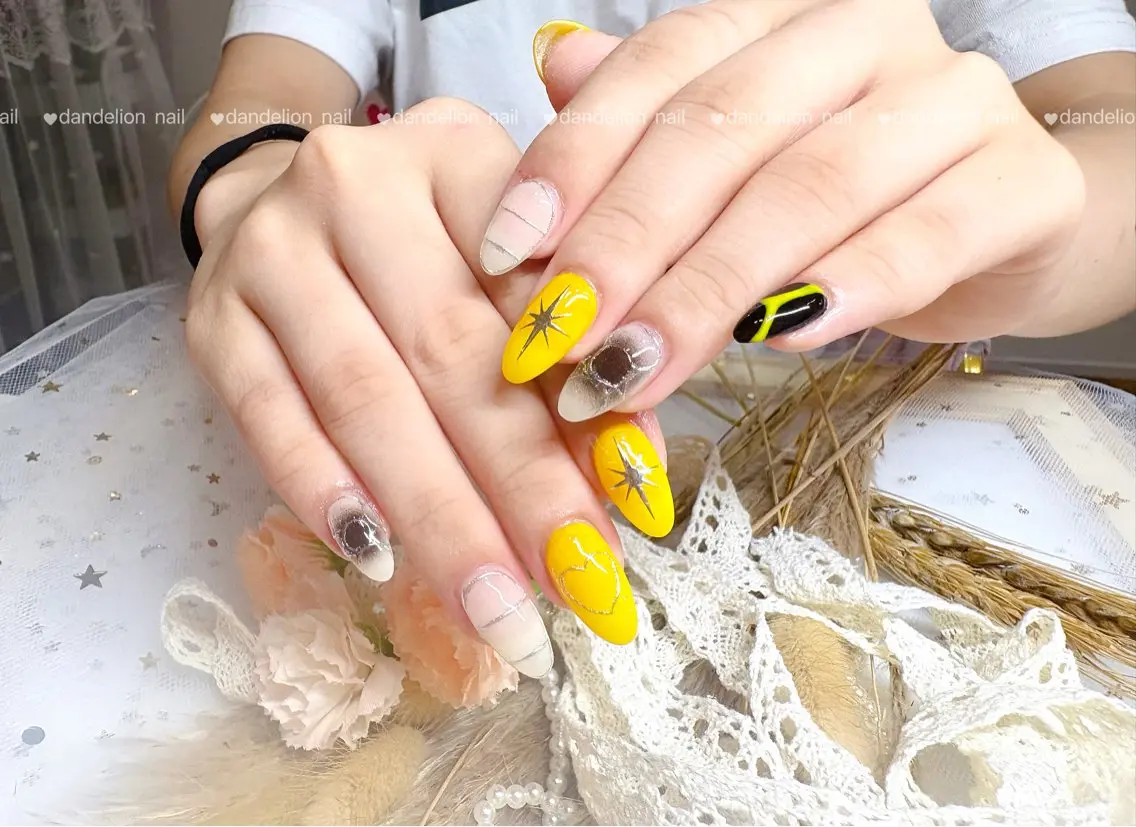 ネイル アートネイル ミラーネイル 持ち込み ワンホンネイル ハンドネイル dandelion nail北千住のネイルデザイン