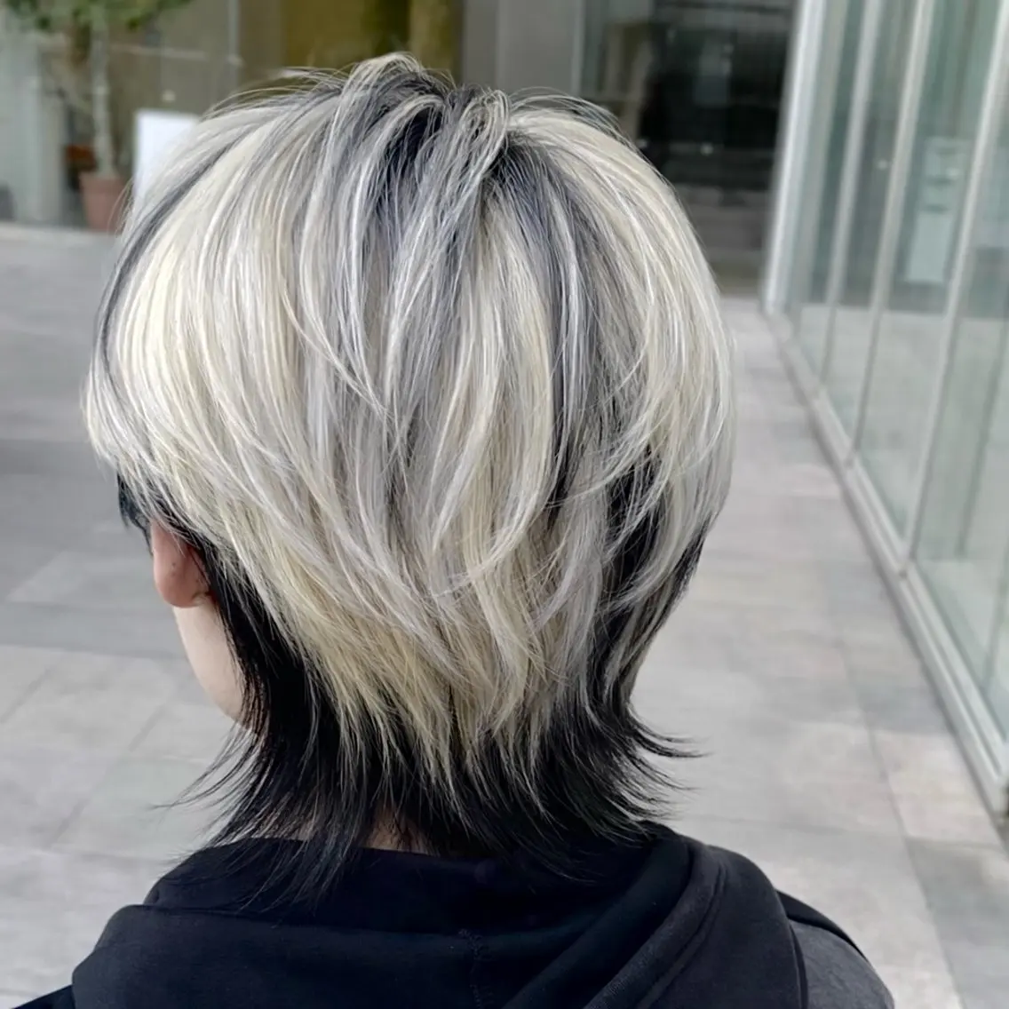 ショート カラー メンズ 黒髪 カット ヘアカラー ⭐️韓国ブリーチ 顔周りカット⭐️のヘアスタイル