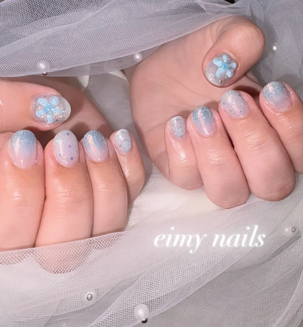 ネイル オーロラネイル ブルー ドット フラワーネイル グラデーション ハンドネイル eimy nails♡のネイルデザイン