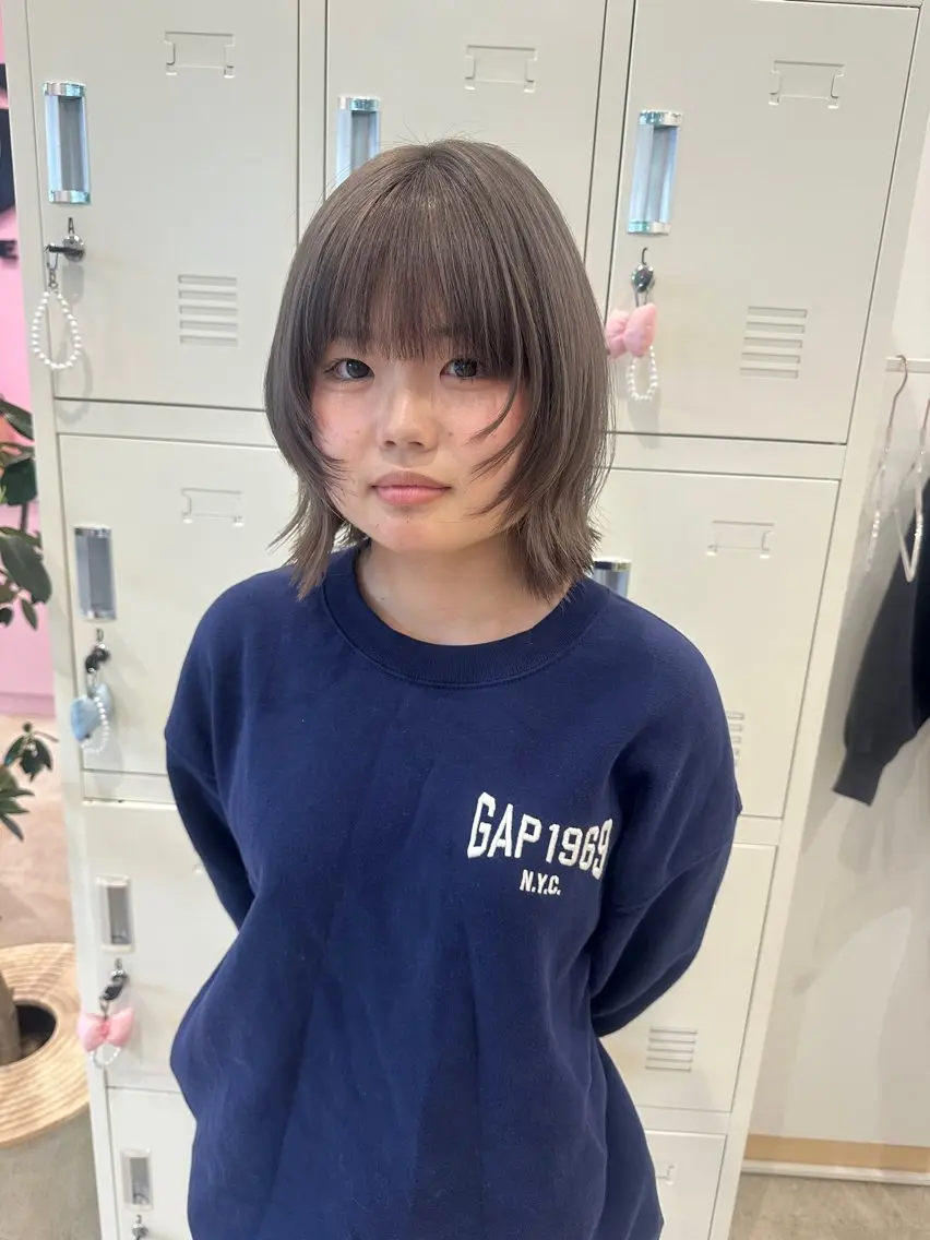 ショート カラー 淡い暖色カラー🩰 girly ♡ ノアのヘアスタイル