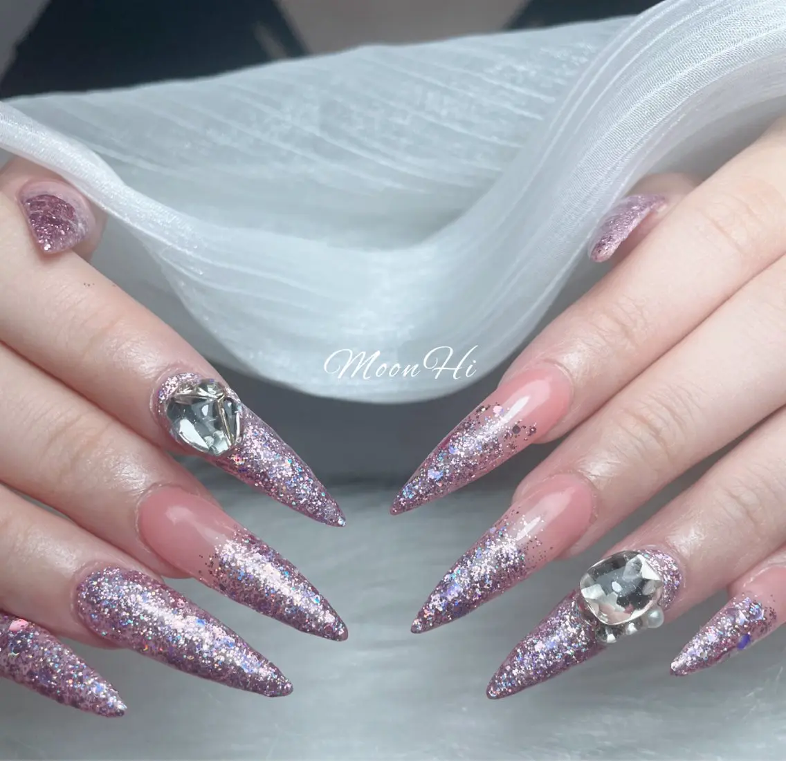ネイル MoonHi Nail 朝霞台のネイルデザイン
