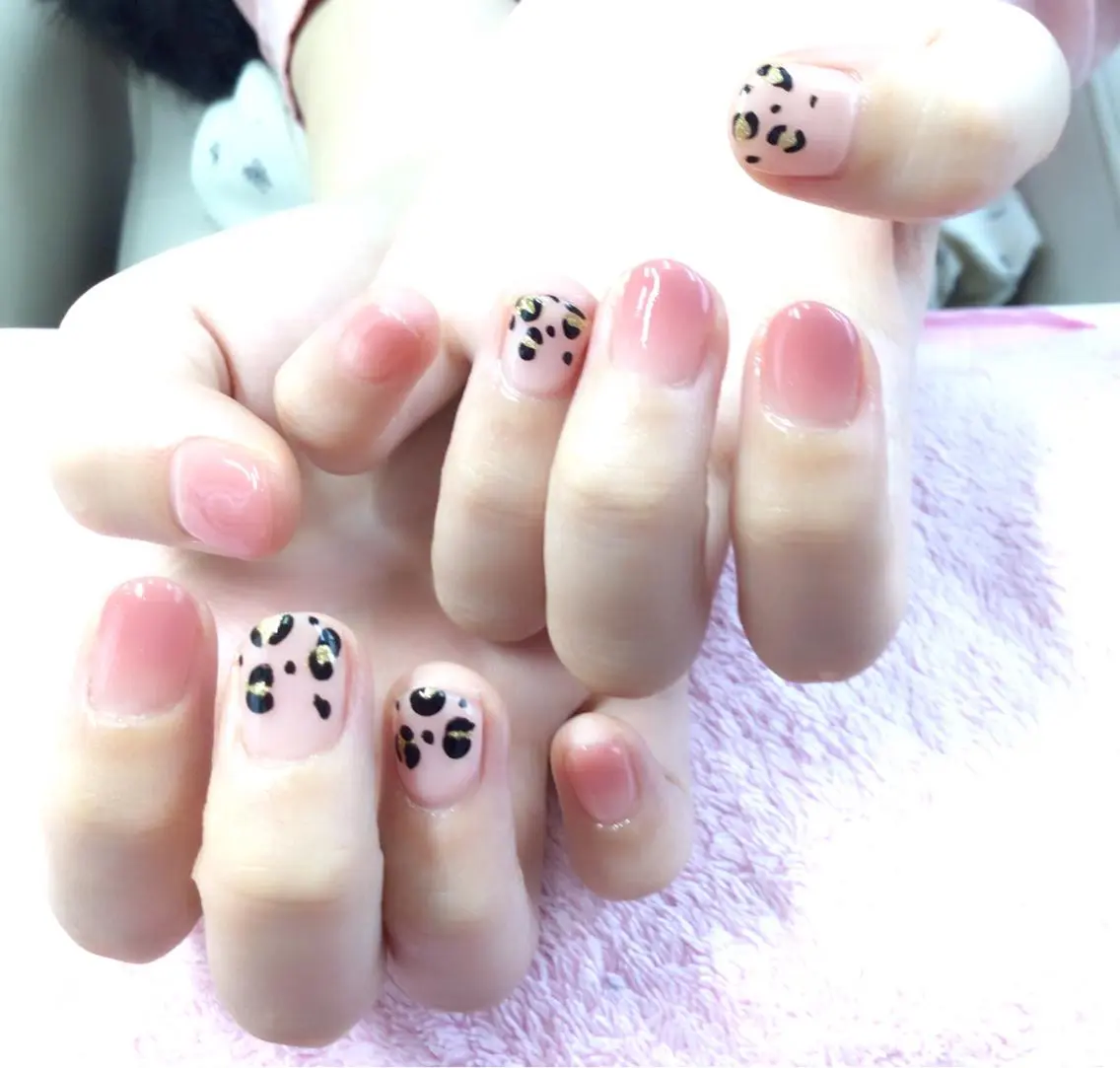 ネイル 和賀井 恵理のネイルデザイン