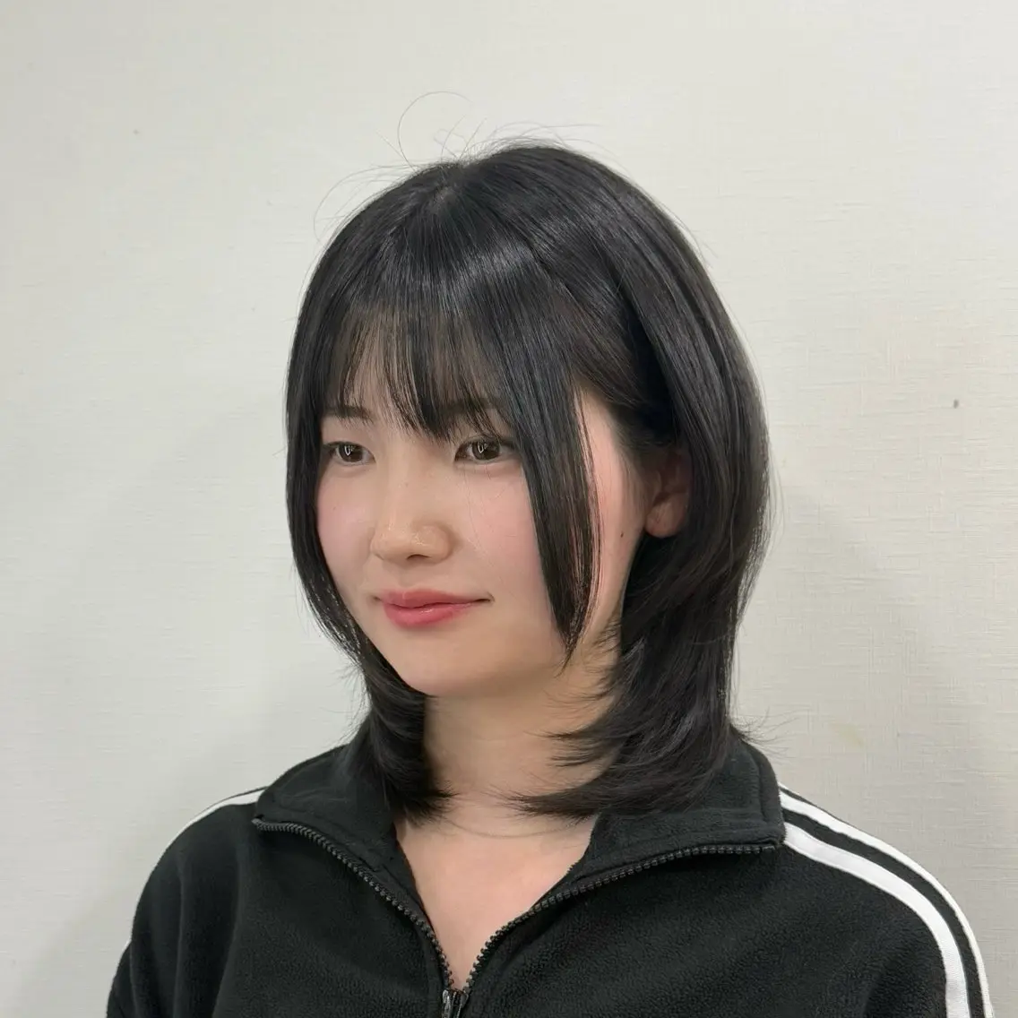 ミディアム カット 本場韓国ヘア🪽 Yenaイェナのヘアスタイル