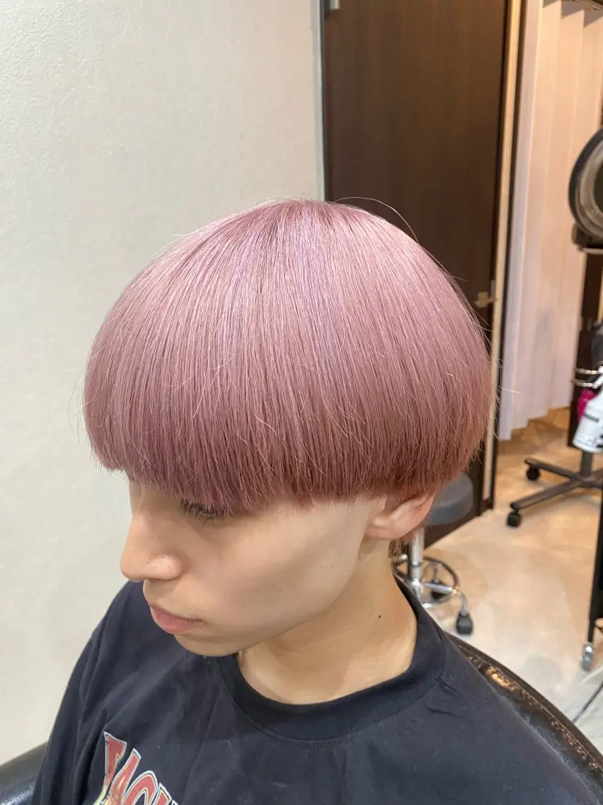 メンズ カット ヘアカラー トリートメント 髪質改善/縮毛矯正/ デザインカラー/知念のヘアスタイル