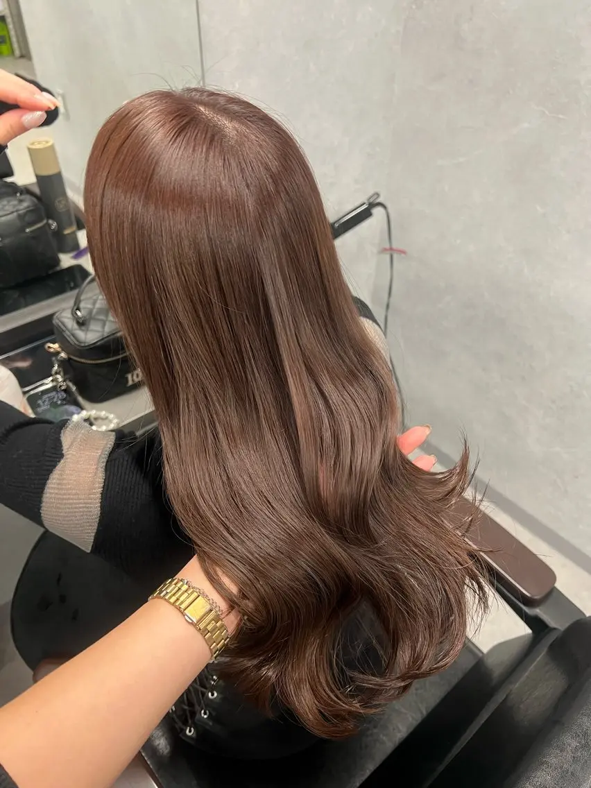 ロング 石津 優菜のヘアスタイル