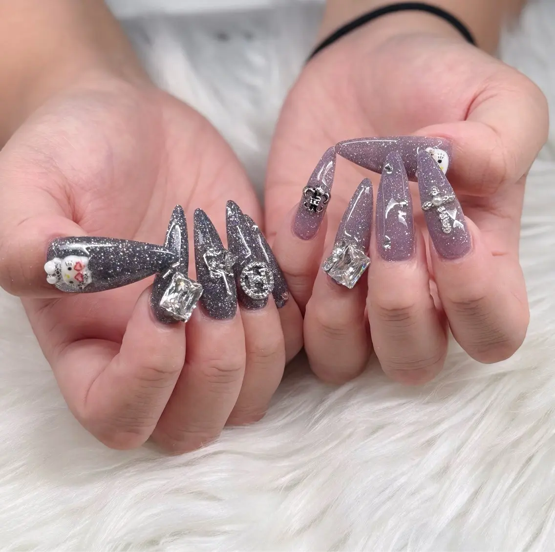 ネイル オーロラネイル チークネイル フットネイル フレンチネイル ジェルネイル Havi Nailsのネイルデザイン