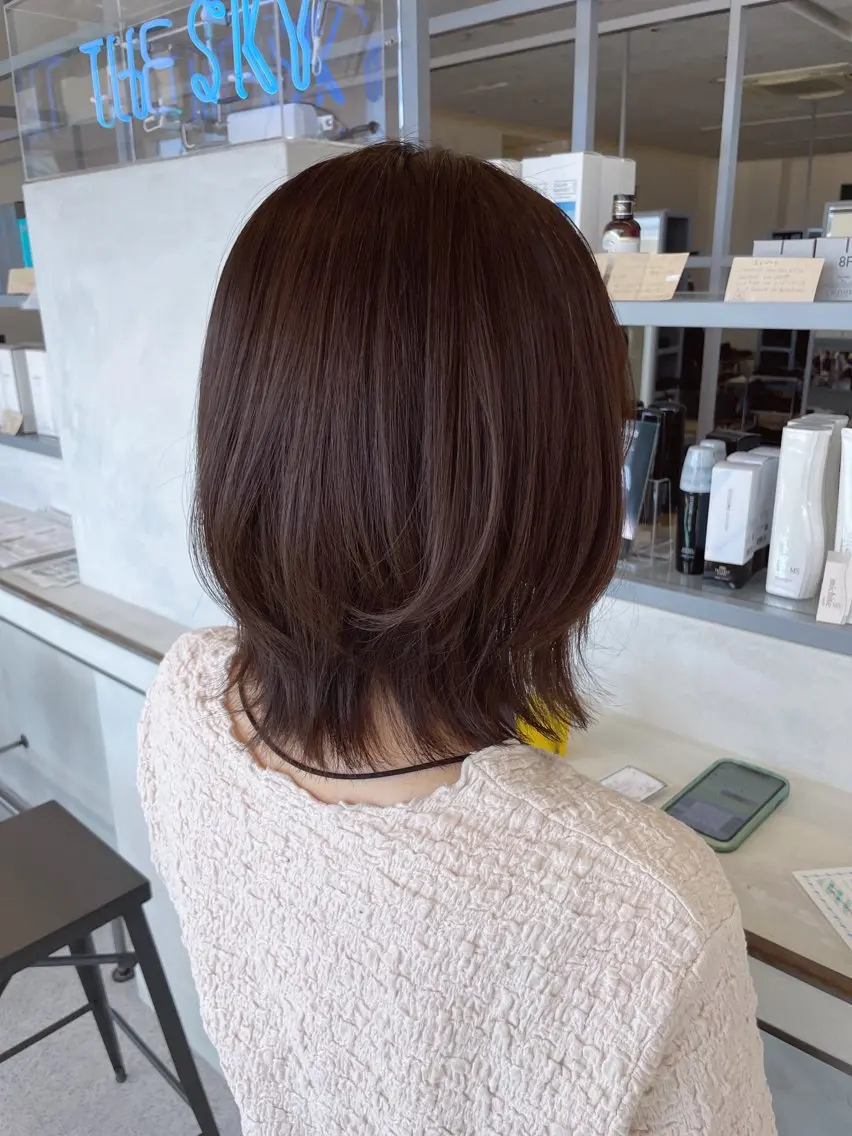ミディアム カラー アッシュ ボブ レイヤーカット 松井 せりのヘアスタイル