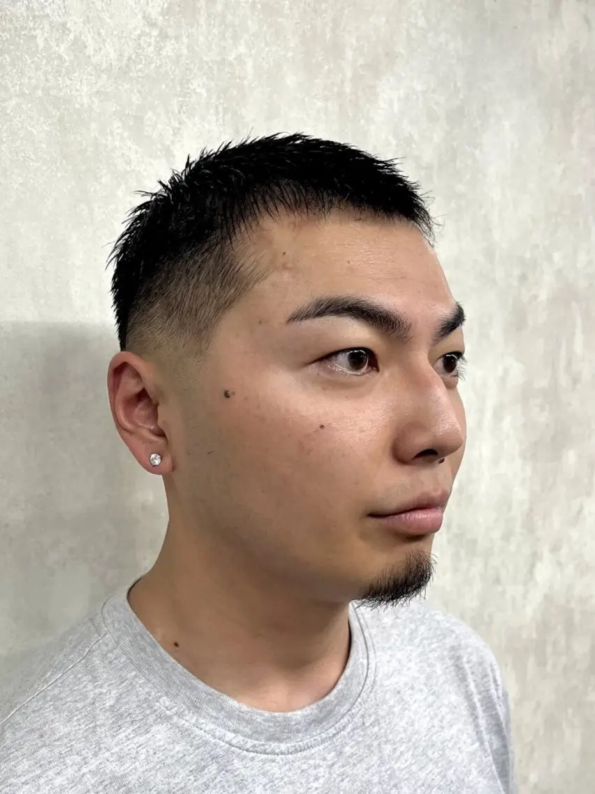 ショート メンズ 刈り上げ インフィニィトネオ 三浦のヘアスタイル