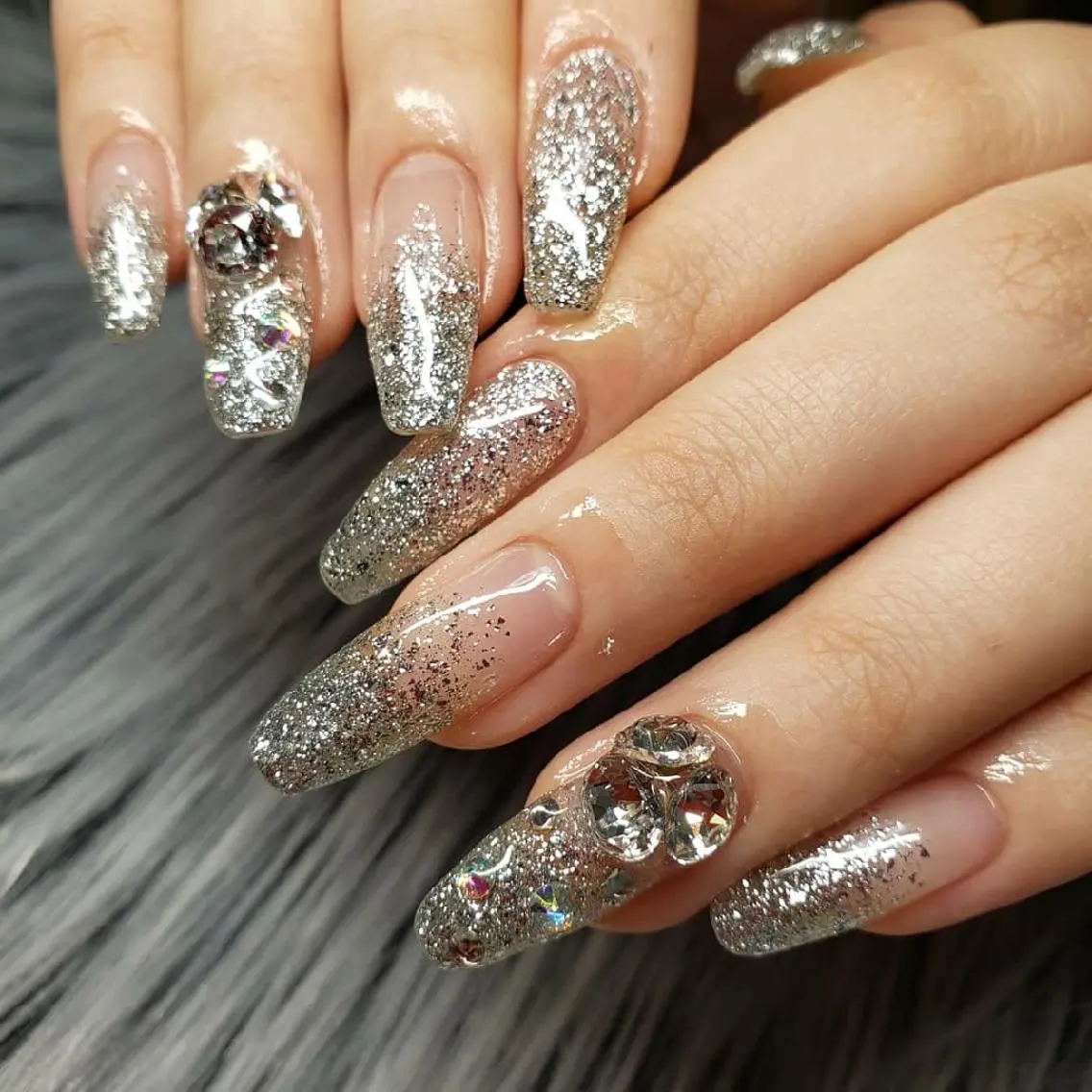 ネイル キラキラネイル ストーンネイル Nail salon Coco【溝の口駅】のネイルデザイン
