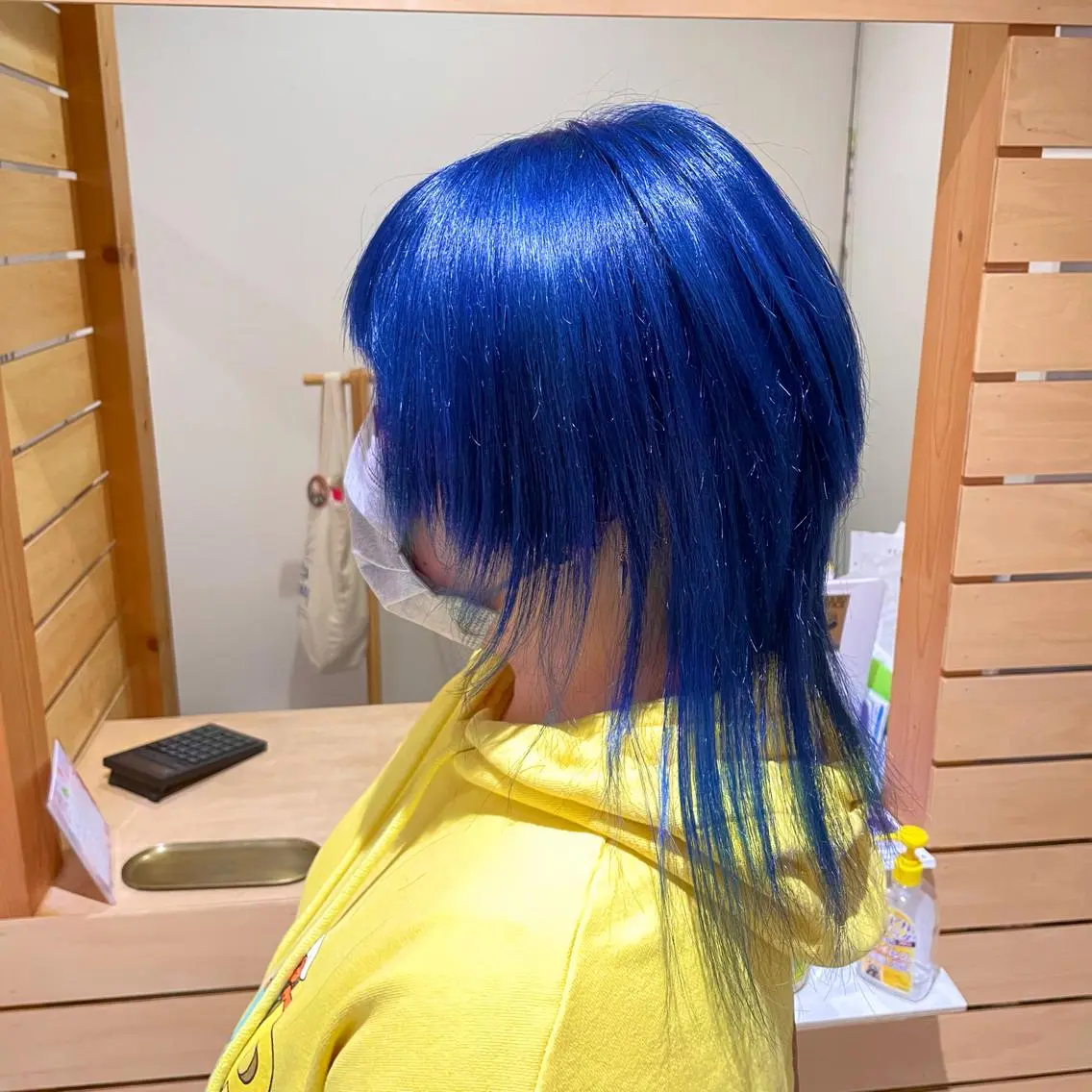 セミロング カラー ブリーチ ヘアカラー トリートメント ✨髪質改善🎨 杉本賢人のヘアスタイル