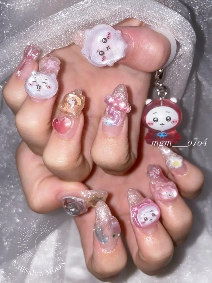 ハンドネイル ハンドケア MoON...❤︎ MeGuのネイルデザイン