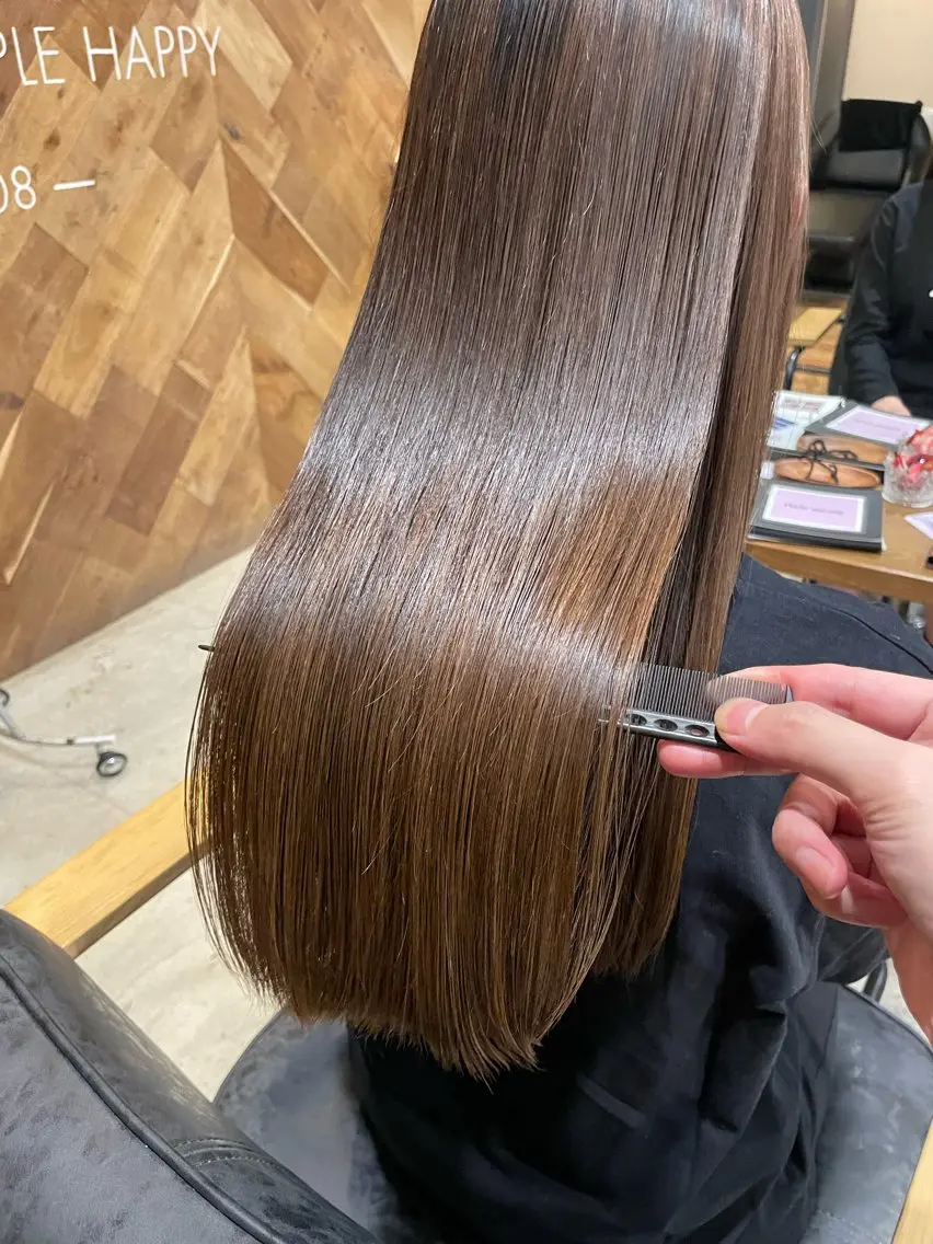ロング カラー ベージュカラー 縮毛矯正 lolonois 宮城茉歩呂のヘアスタイル