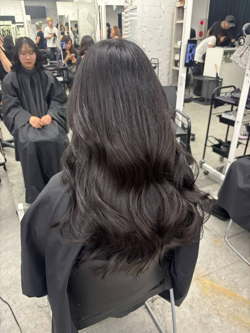 ロング ヘアカラー トリートメント 縮毛矯正/ブリーチな しラベンダー/心優のヘアスタイル