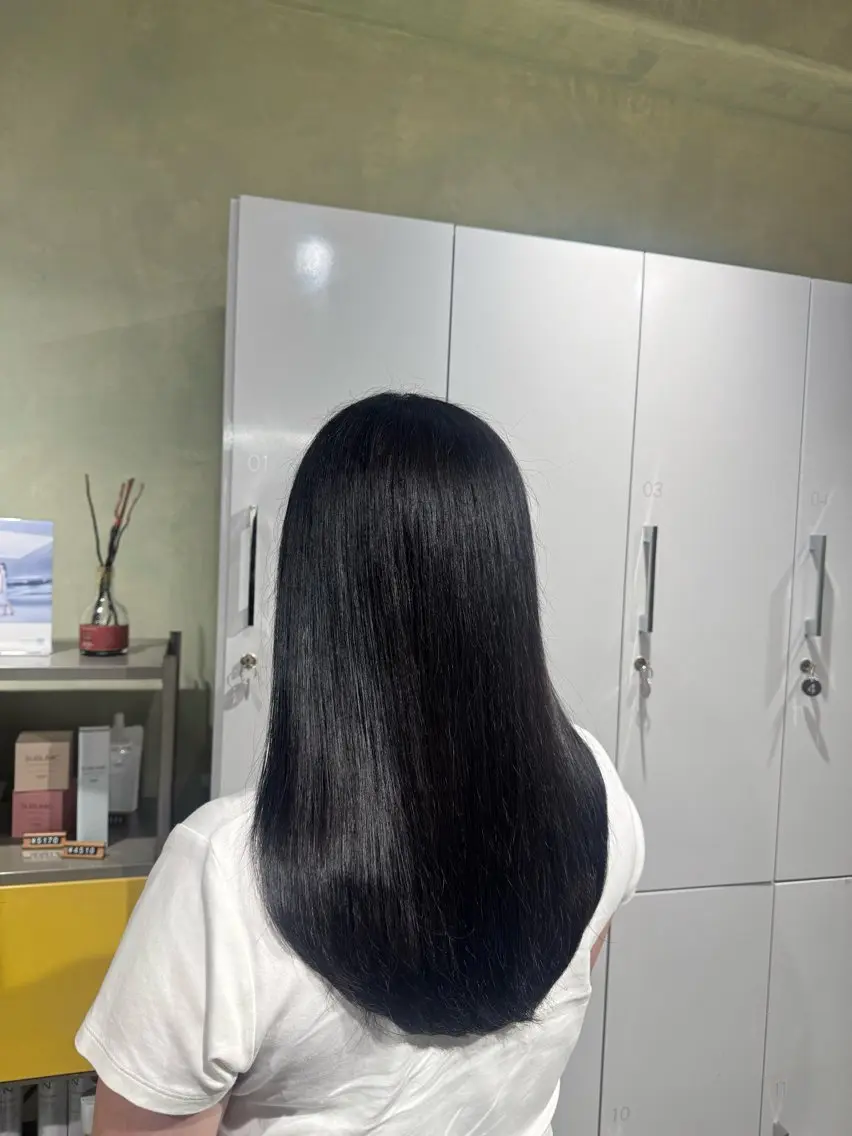 カラー 川口 彩花のヘアスタイル