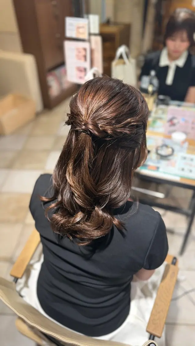 ヘアアレンジ ハーフアップ トリートメント ヘアセット ROA / rio໒꒱· ゚のヘアスタイル