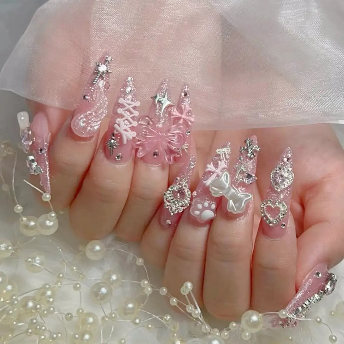 ネイル ハンドネイル Rinaky Amee Nailのネイルデザイン