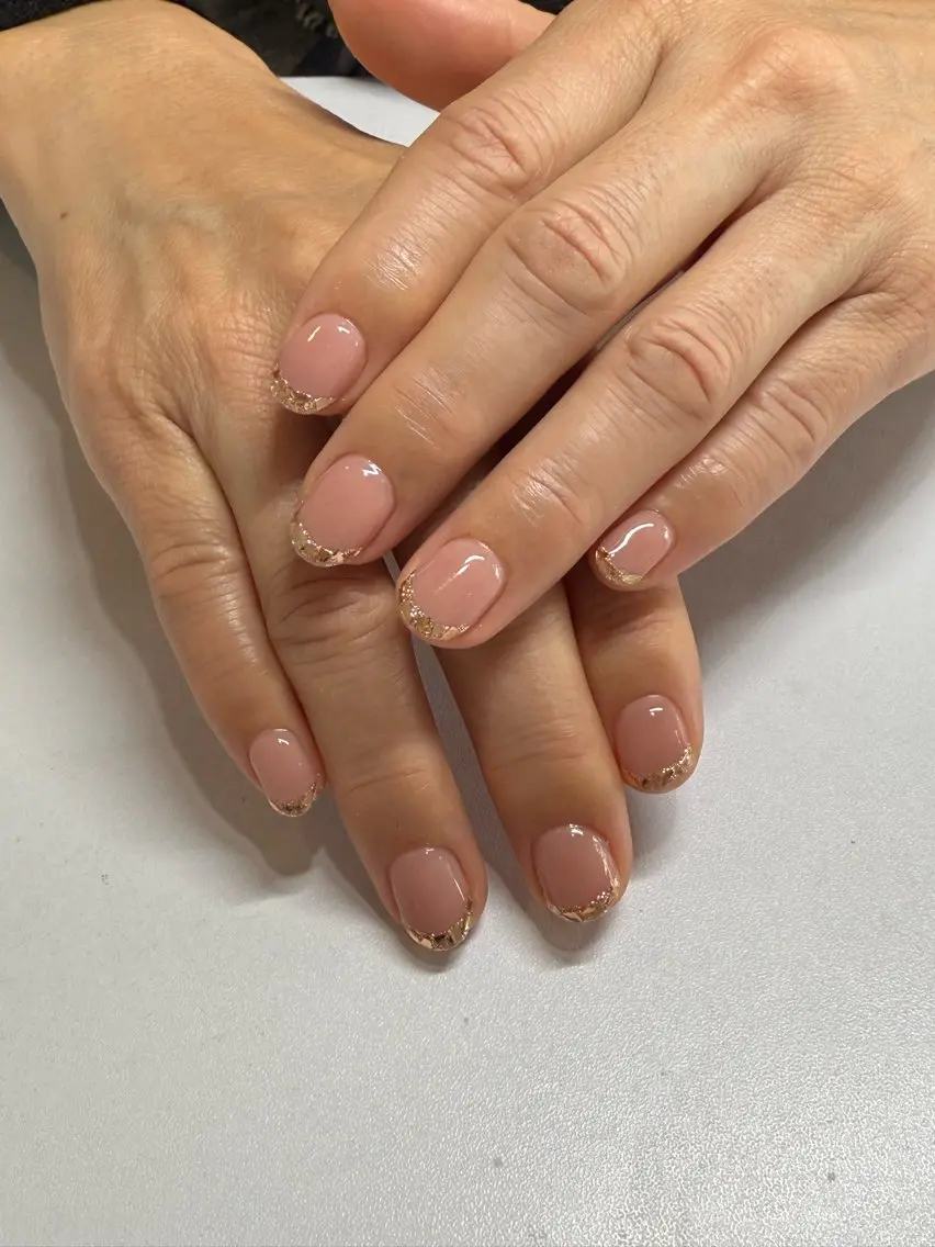 ネイル ブラウン フレンチネイル ガラスフレンチ たかの はづきのネイルデザイン