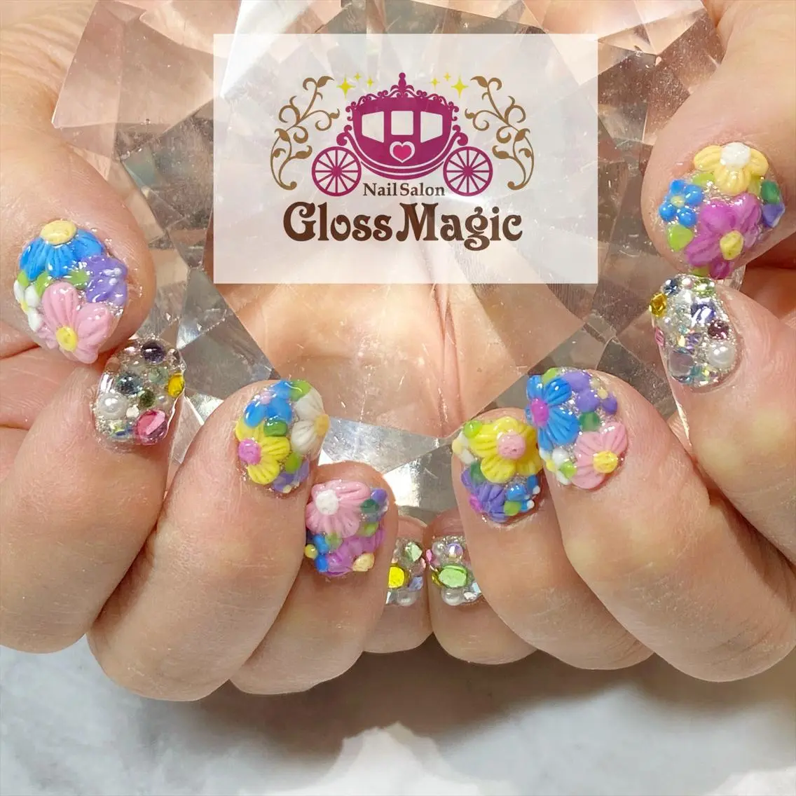 ネイル アートネイル フラワーネイル ジェルネイル YUN 💅のネイルデザイン