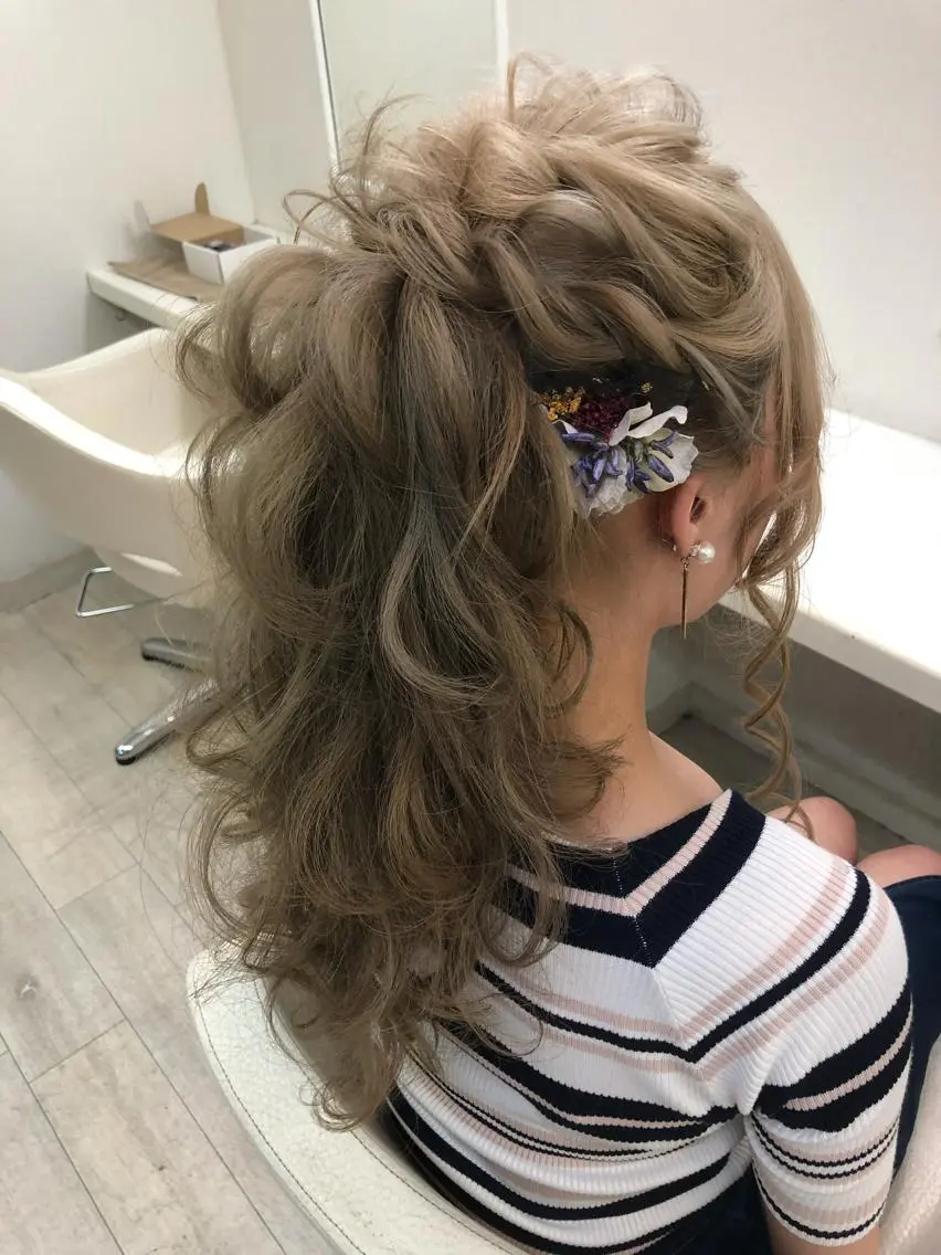 ⚠️えっ❣️激安🉐【平日・10時以降】ヘアセット♪ 《平日限定特典＊ヘアアクセプレゼント》　　　　※下記の補足説明必読の写真