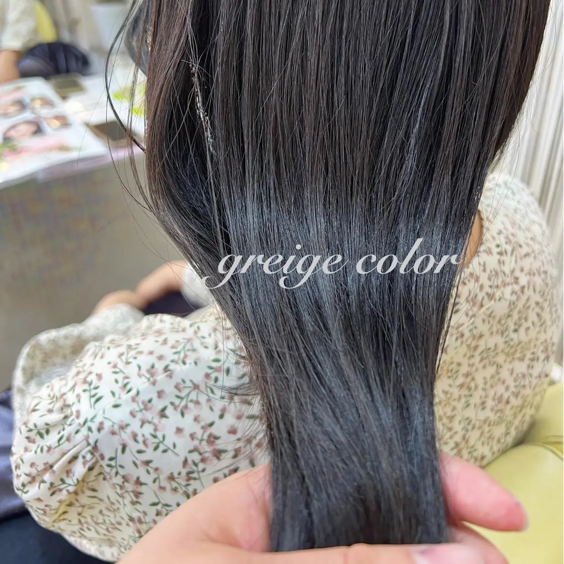セミロング カラー グレージュ カット ヘアカラー しま ななこのヘアスタイル