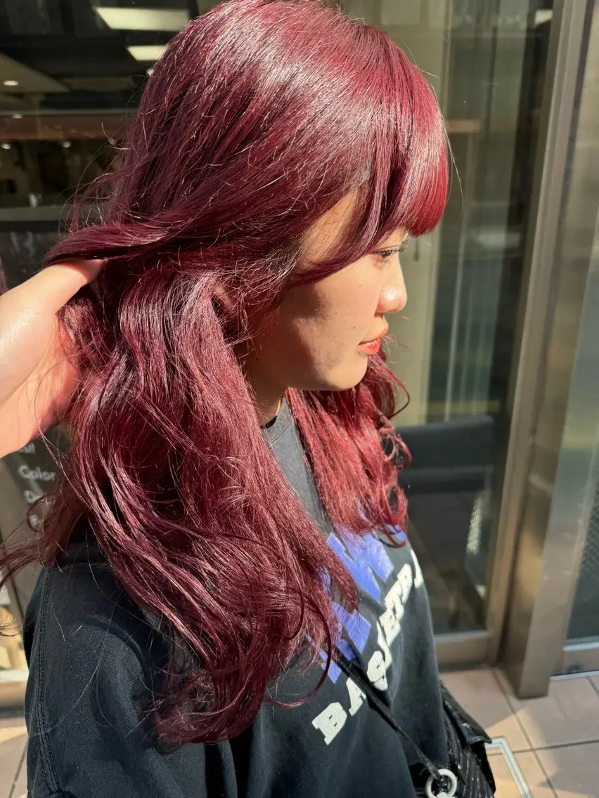 ロング カラー ヘアアレンジ 切りっぱなしボブ ブリーチ デザインカラー ダブルカラー グラデーションカラー カット ヘアカラー トリートメント 目黒 碧人のヘアスタイル