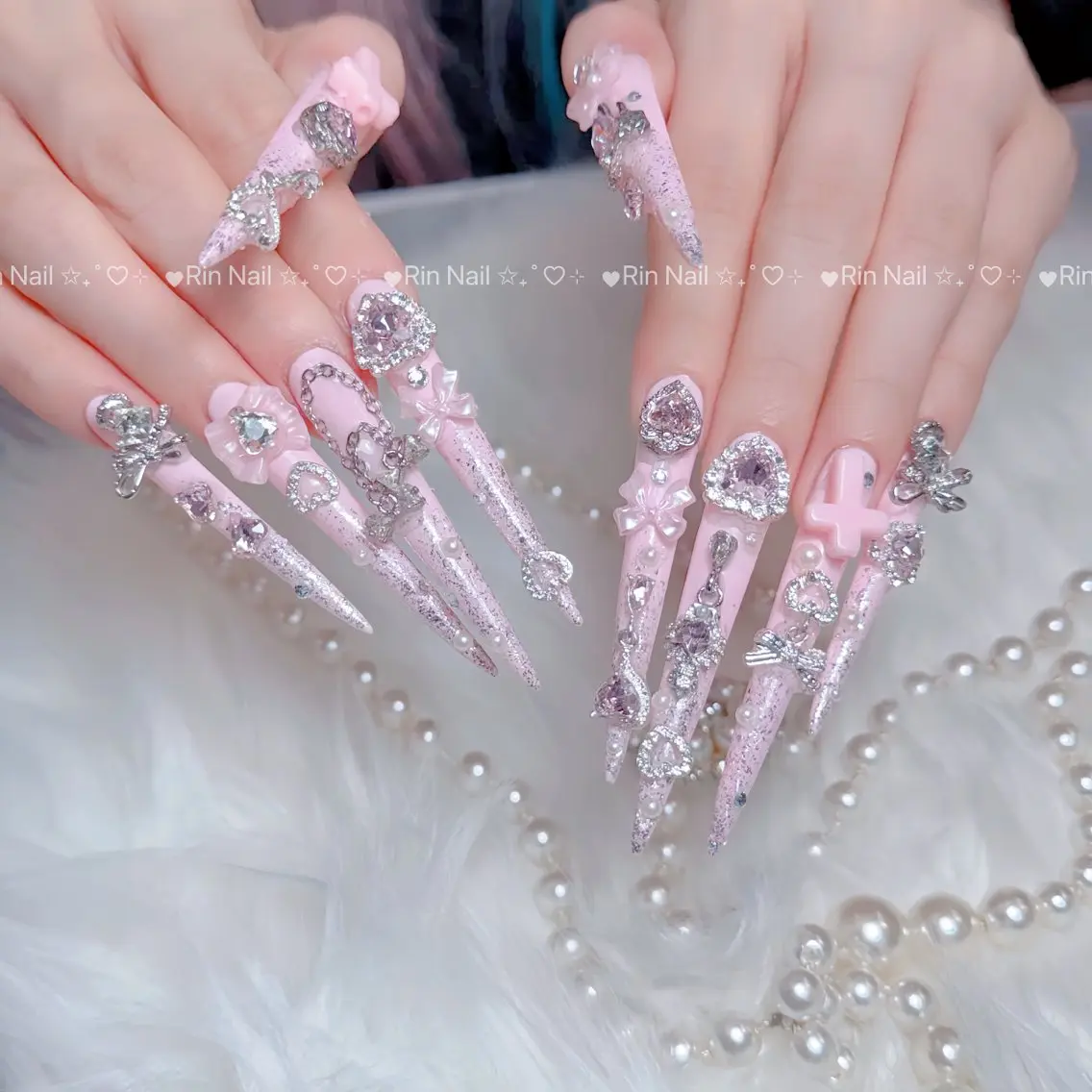 ネイル オーロラネイル ブルー フットネイル ジェルネイル 氷ネイル・うるうるネイル ハンドネイル Rin Nail 新大久保店のネイルデザイン