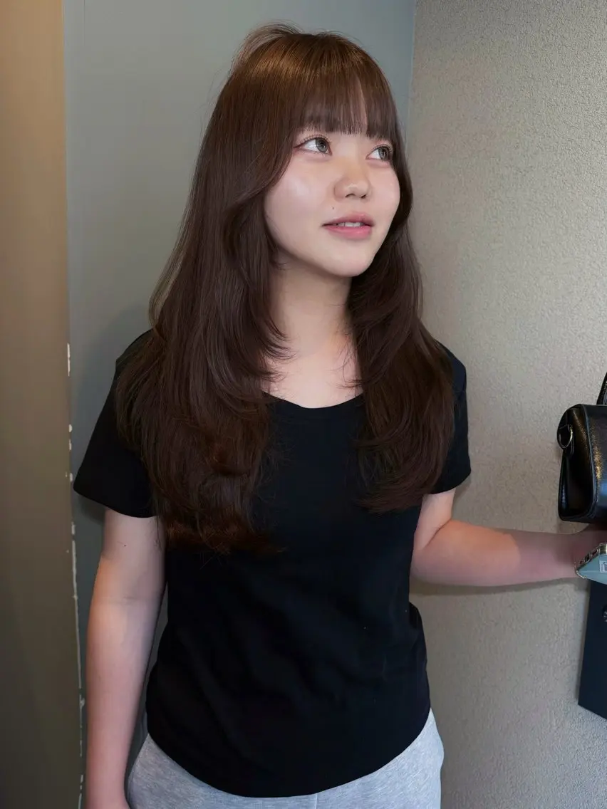 ロング レイヤーカット カット ヘアカラー 野林 夏帆のヘアスタイル