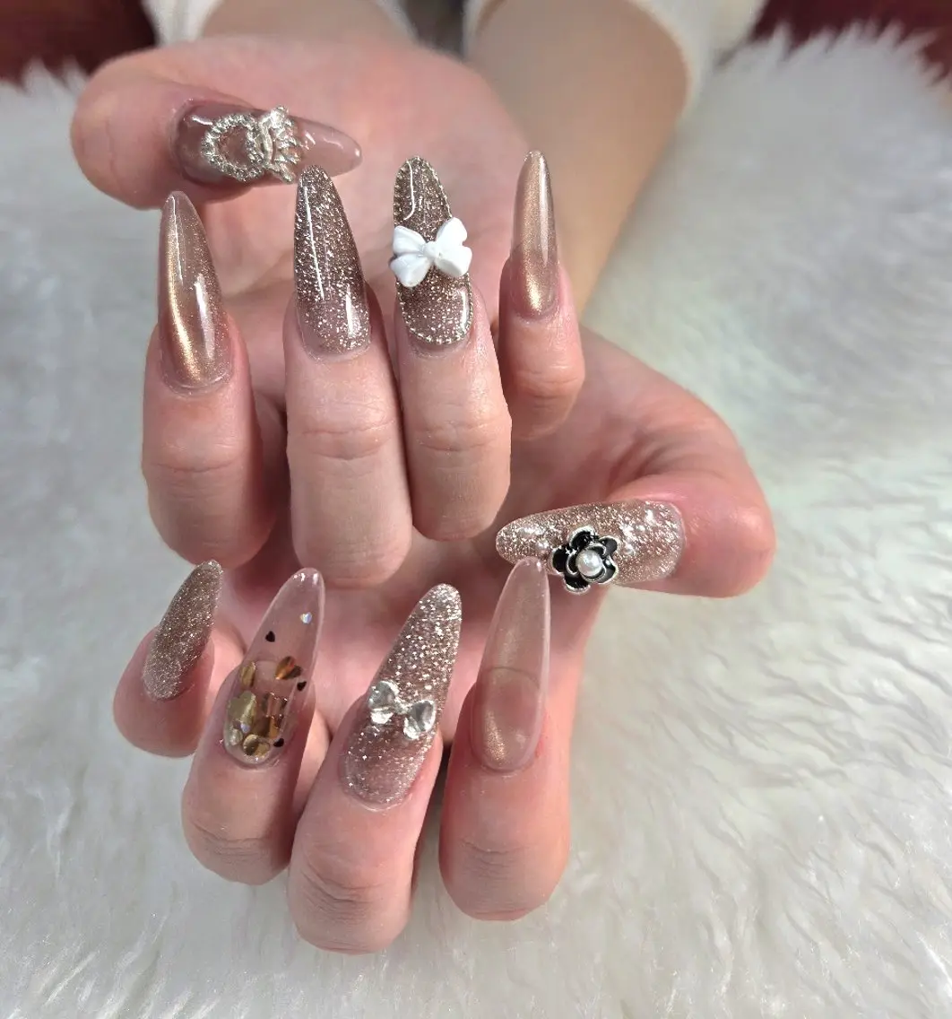 ネイル バレンタイン ハンドネイル ネイルサロンベルティ .ひとみのネイルデザイン