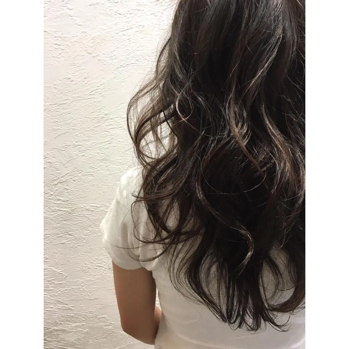 カラー ブリーチ ブリーチなしカラー 外国人風カラー fio マナミのヘアスタイル