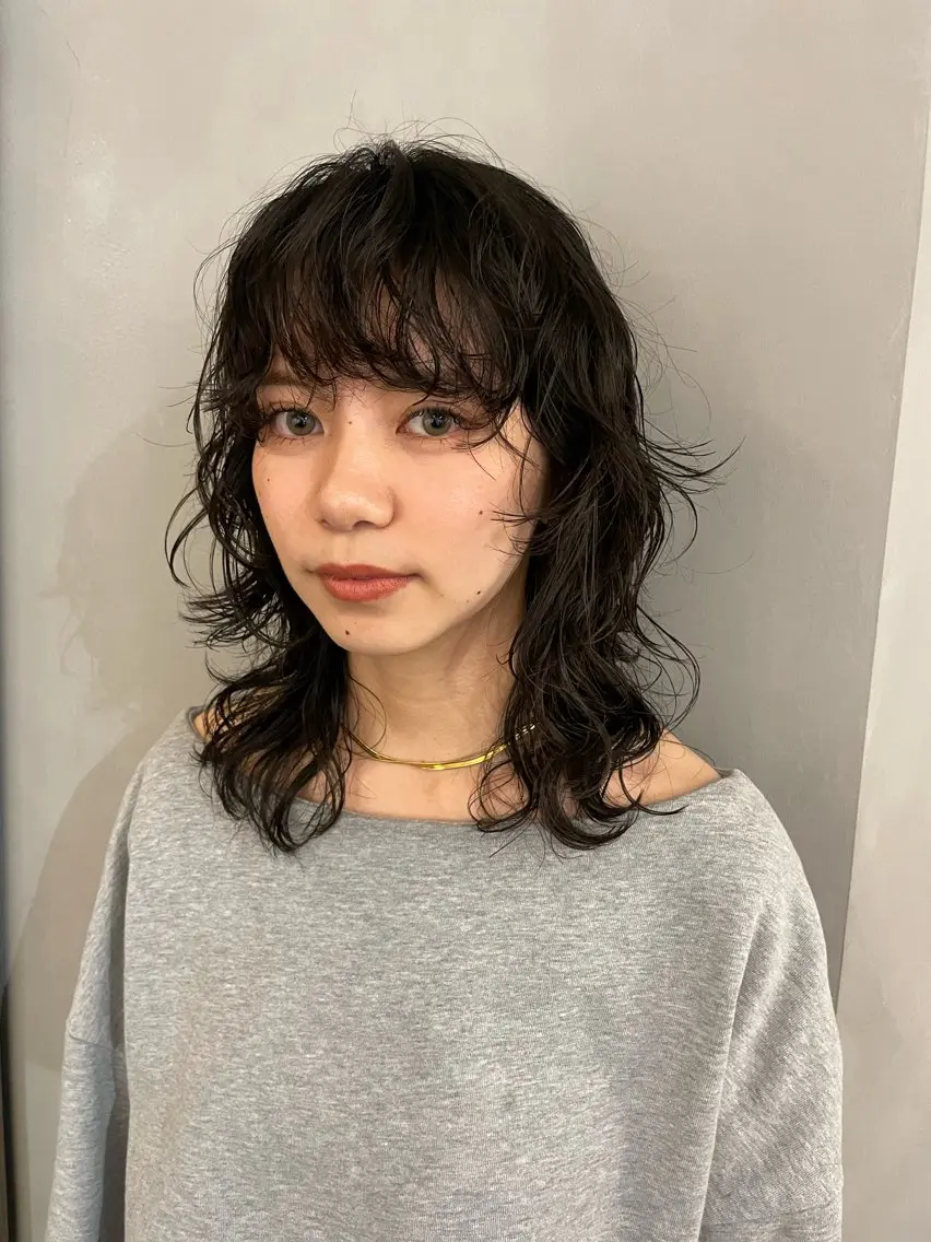 ミディアム パーマ ミディアムパーマ 伸ばしかけ レイヤーカット ウルフカット カット パーマ トリートメント 似合わせ特化❤️ カット/パーマ/梅田のヘアスタイル