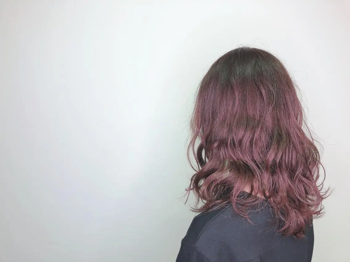 セミロング カラー レッドカラー 💜髪質改善美髪💜 星野清光のヘアスタイル