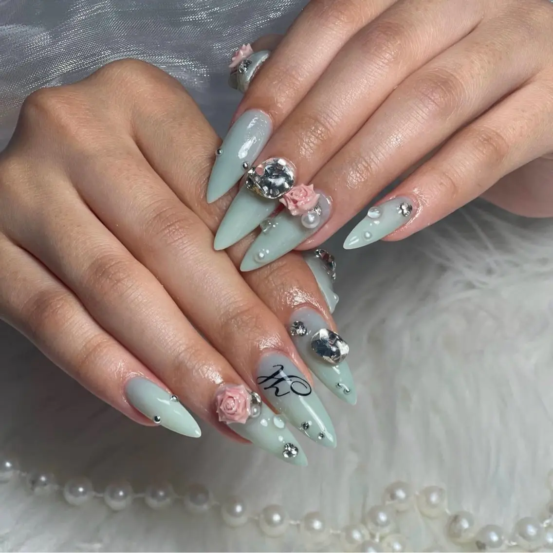 ネイル ハンドネイル Rinaky Amee Nailのネイルデザイン