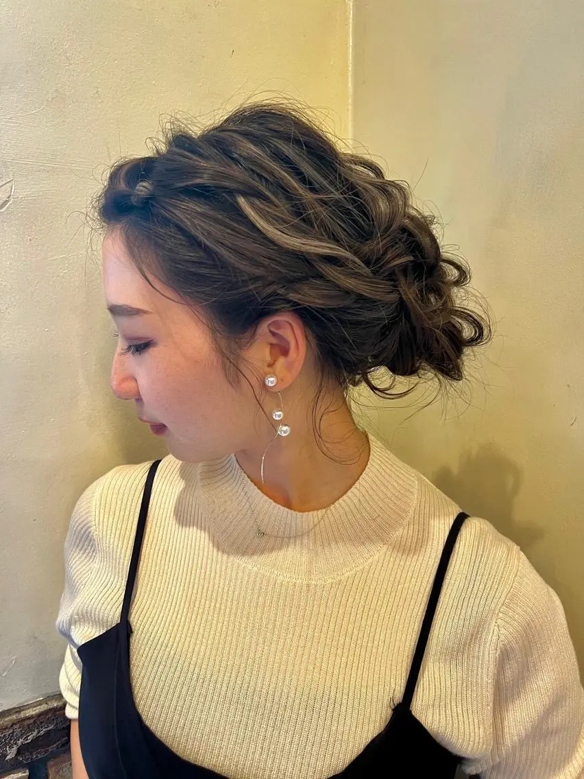 🌷ヘアアレンジ＆撮影させていただける方限定🌷時間は朝8時30分お問い合わせにて受付中の写真