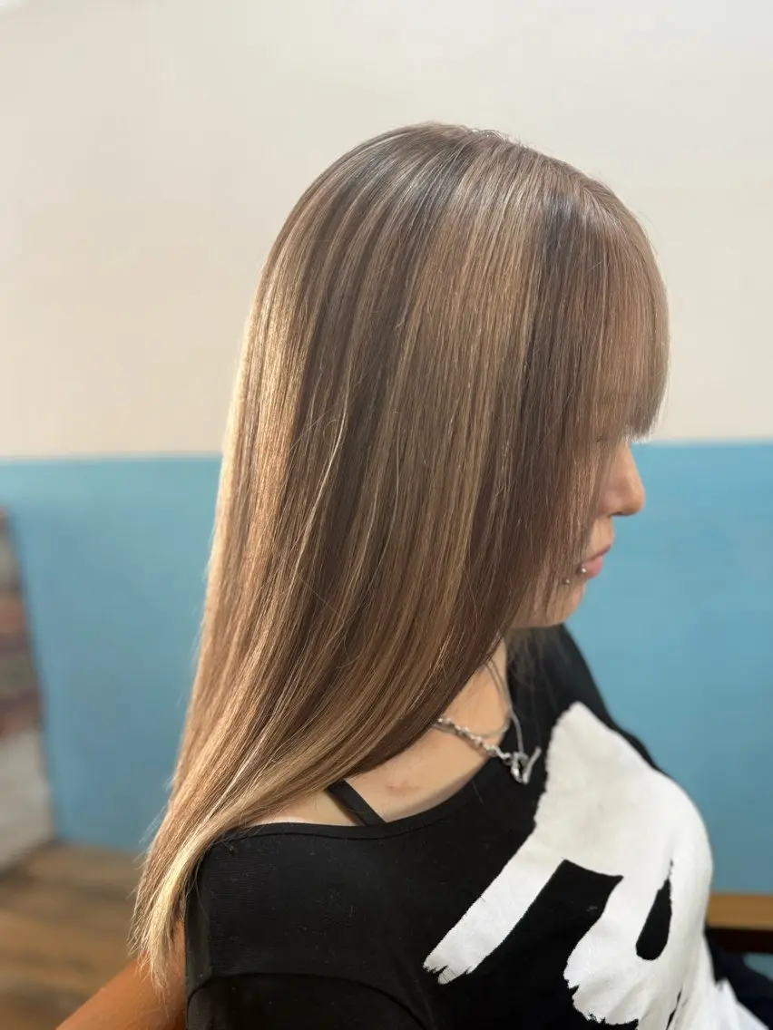 ショート カラー ヘアカラー トリートメント 🎨デザイン🥇 美髪・艶髪 日暮千敬のヘアスタイル